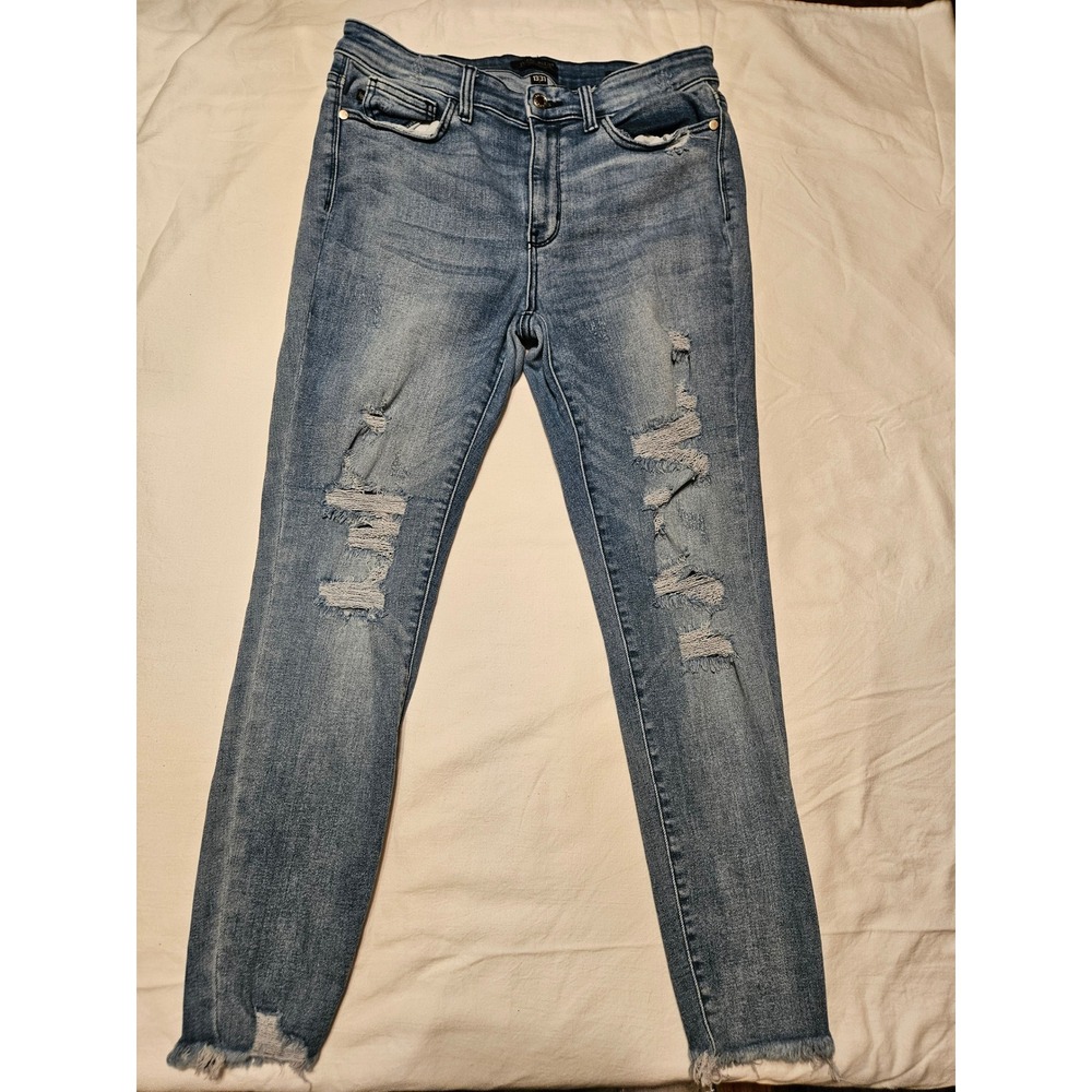 Judy Blue‎ Distressed Skinny Jeans Medium Wash Frayed Hem Size 13/31